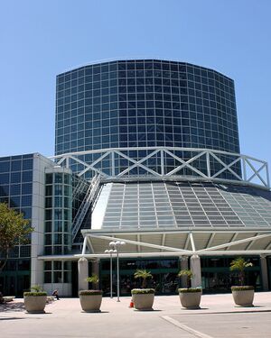 1024px-Los Angeles Convention Center ~ West Wing (7535547820).jpg