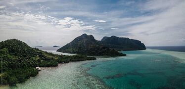 The islands of Psare-zhis Toru in Meridia, near the entrance to the Kai Sea.